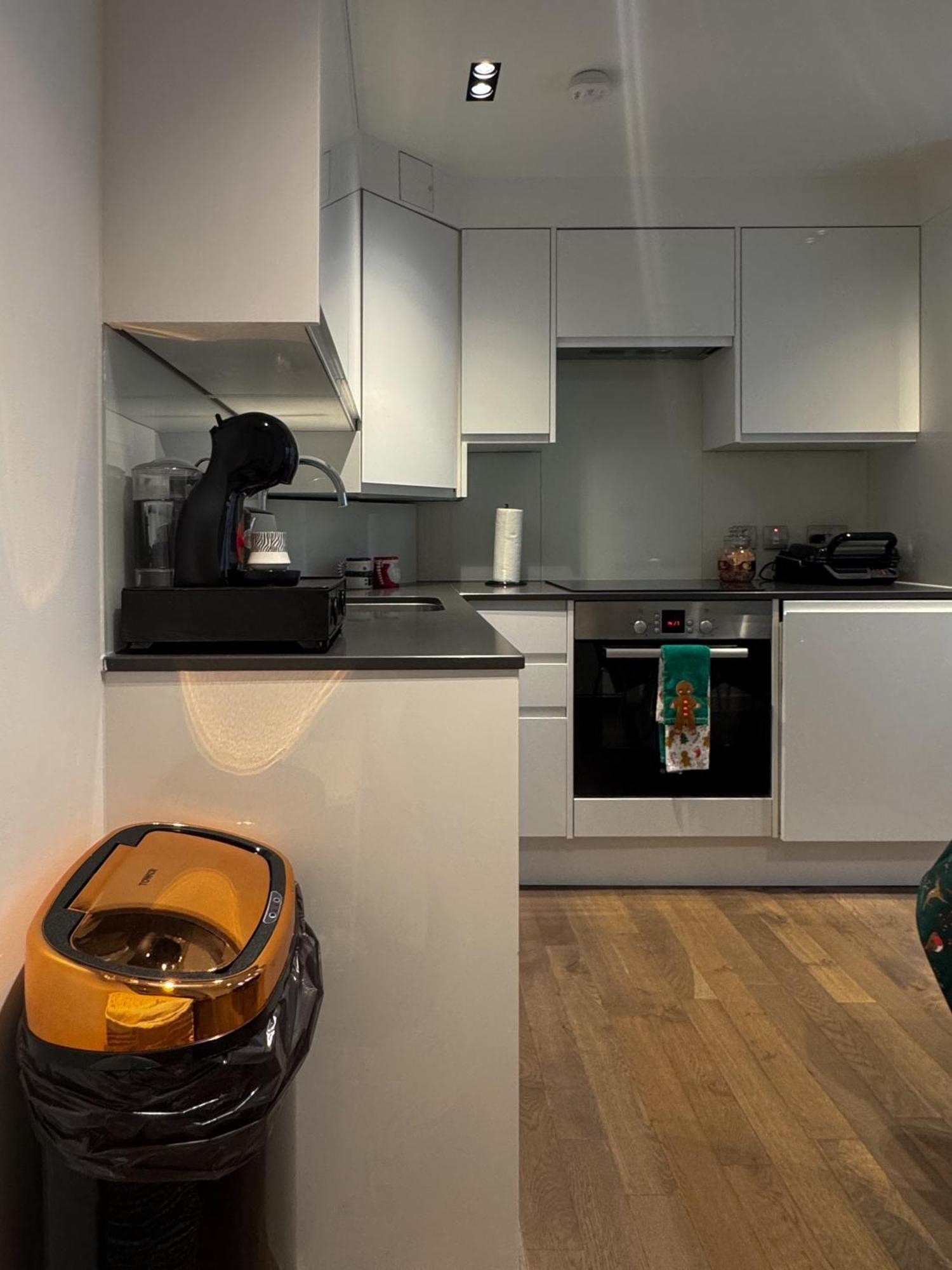 Mayfair 2 Beds Flat Near Bond Street, Opposite Selfridges On Oxford Street ロンドン エクステリア 写真